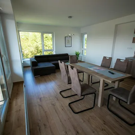 Apartment Zea Apartmanhaz