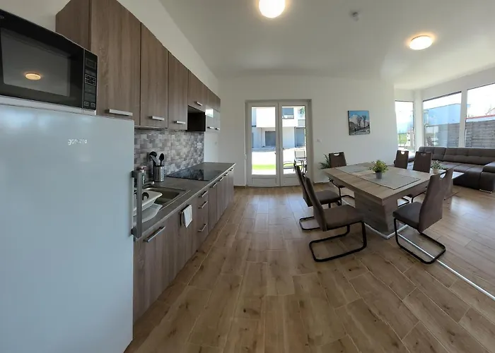 Apartman Zea Apartmanhaz