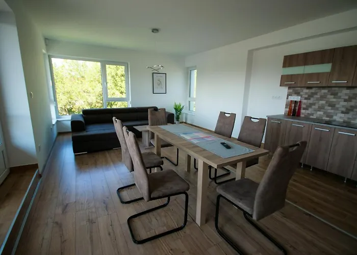 Zea Apartmanhaz Appartamento