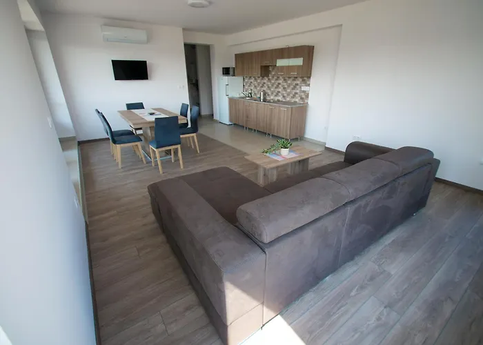 Zea Apartmanhaz Apartman